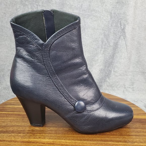 Clarks Shoes - Clarks Bendables Ruby Glimmer Heel Boots Women's 9 Wide Blue Leather Zip Comfort